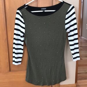 3-quarter sleeve top